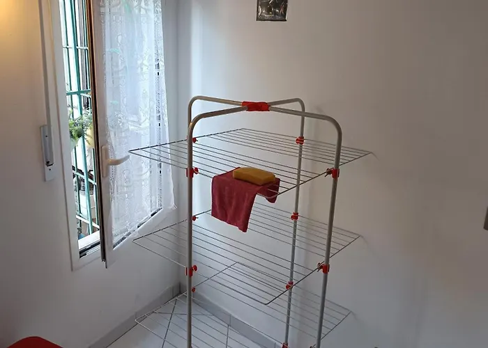 Baladi Monolocale In Centro San Remo